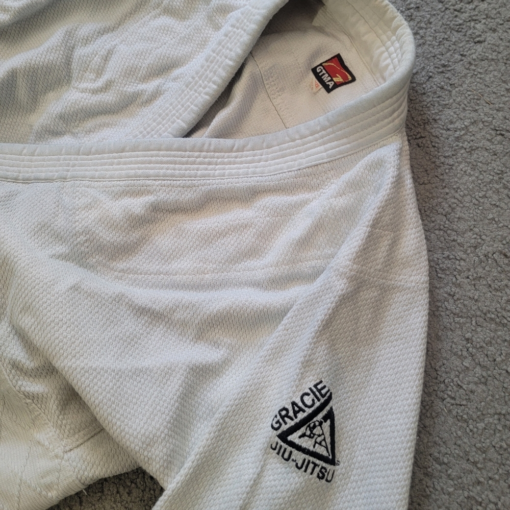 Gracie Jiu-Jitsu White Gi